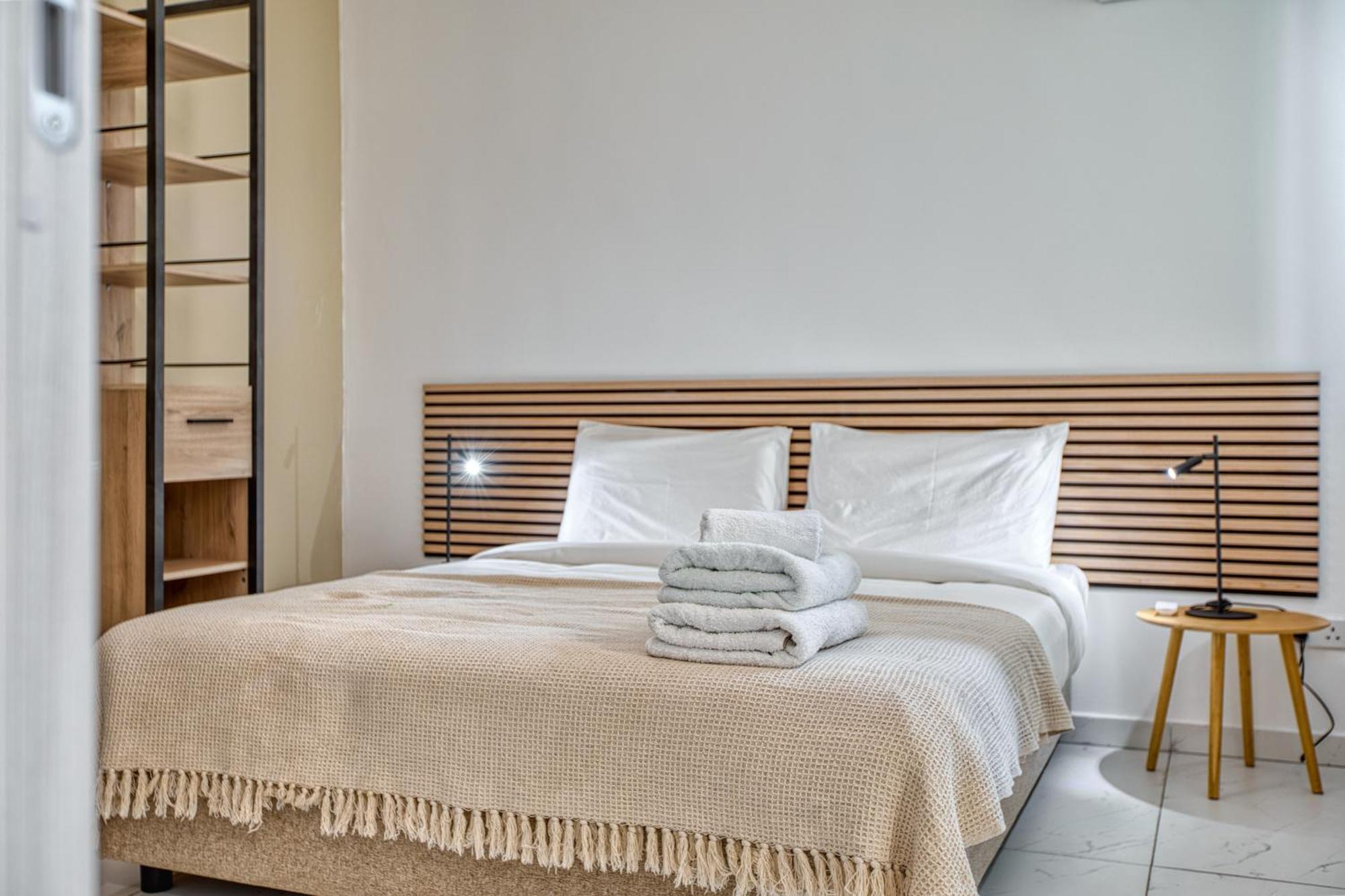 Blu Mar Sea View Apartments San Pawl il-Baħar Eksteriør billede