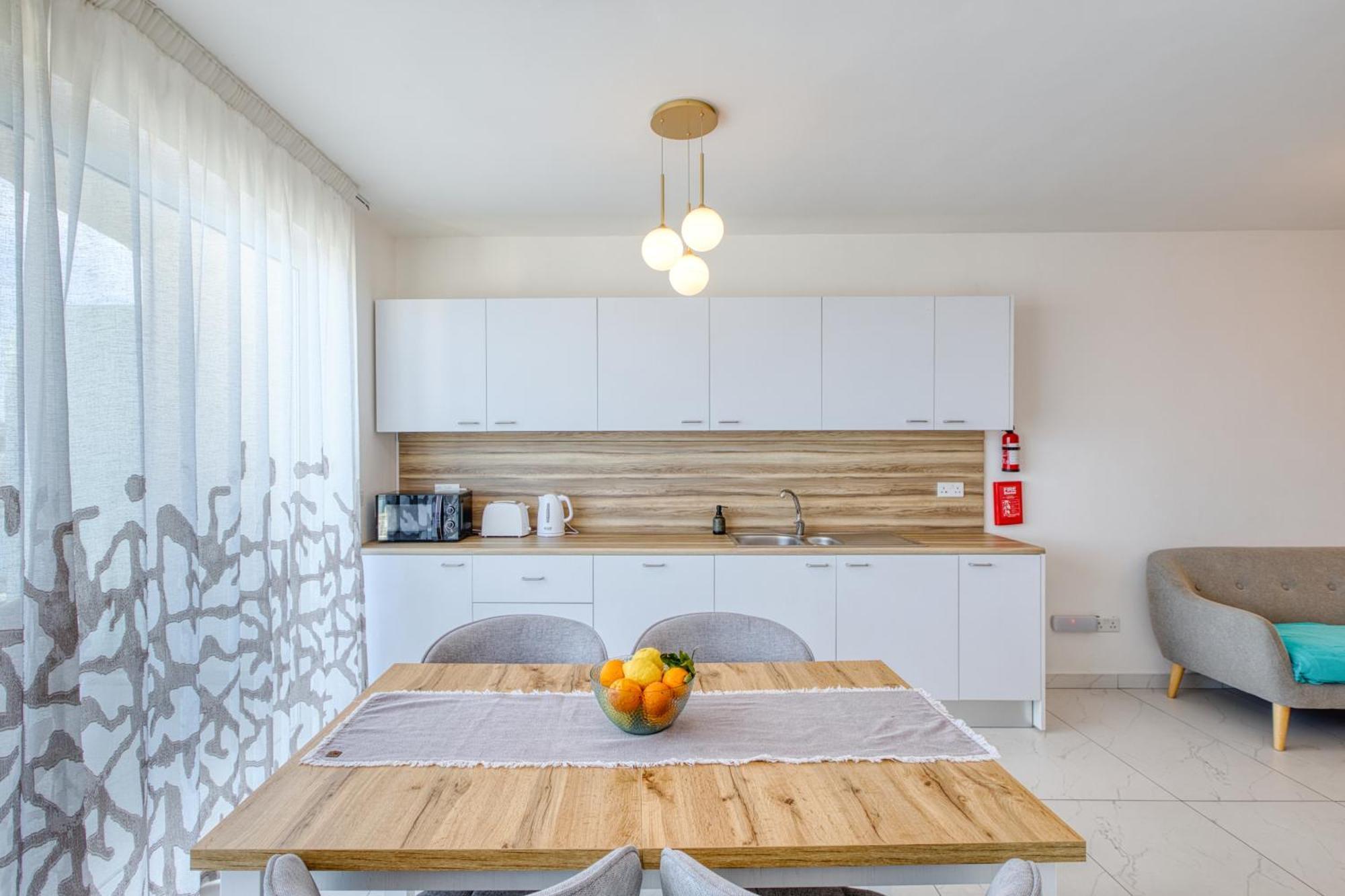 Blu Mar Sea View Apartments San Pawl il-Baħar Eksteriør billede